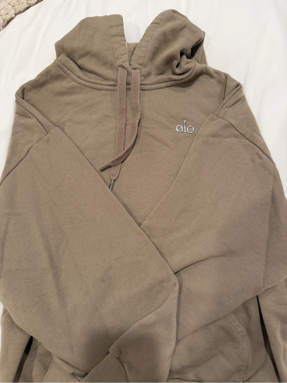 Alo Accolade Hoodie Sweatshirt in Taupe